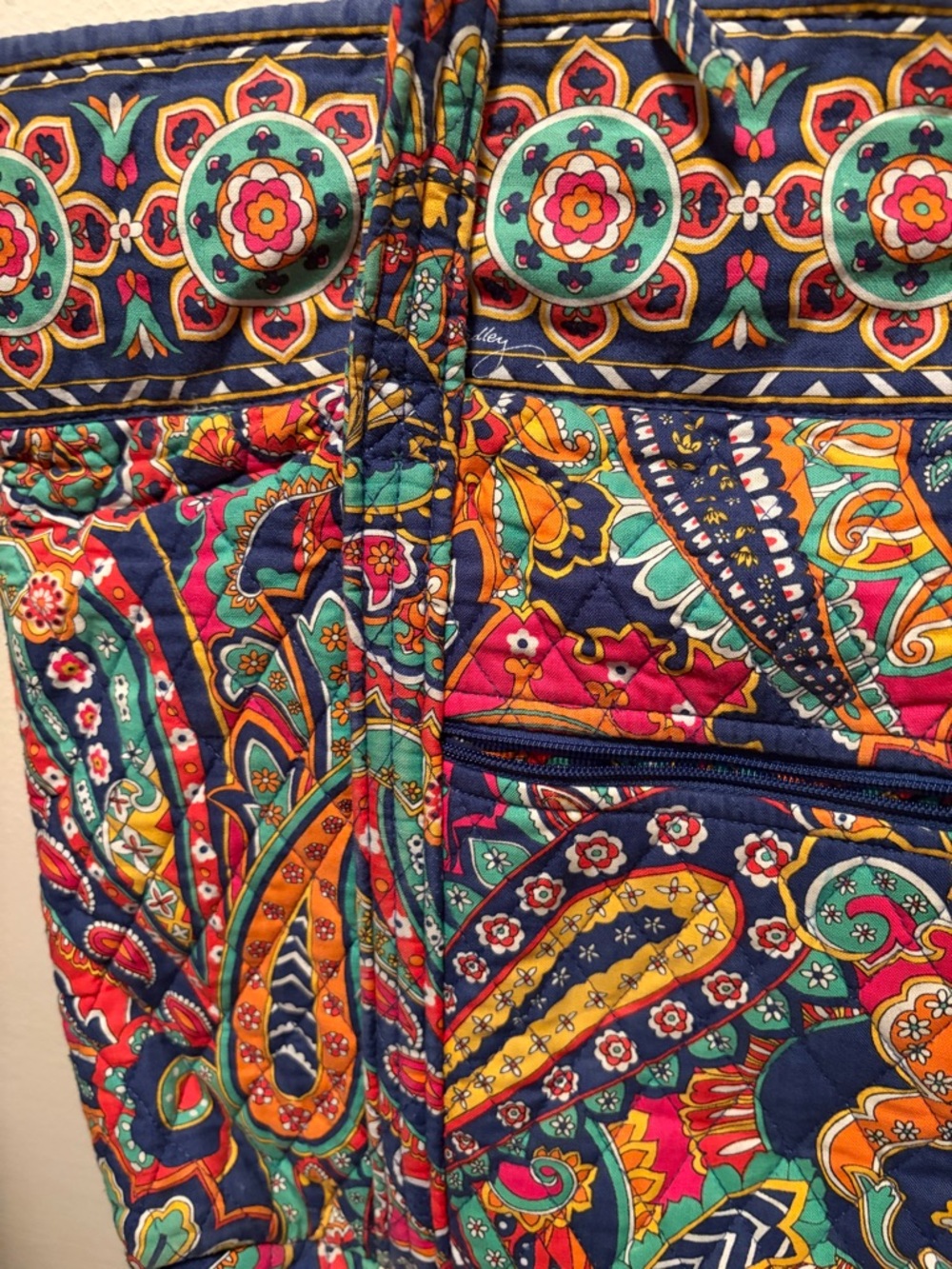 Vera Bradley Large Tote - Picture 2 of 9